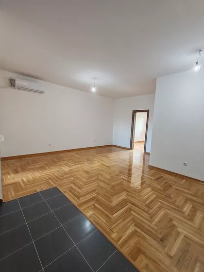 Branka Radičevića | 4zida.rs