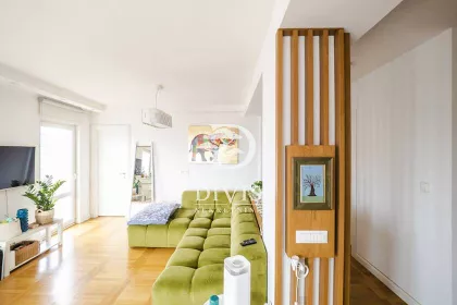 Sazonova bb | 4zida.rs