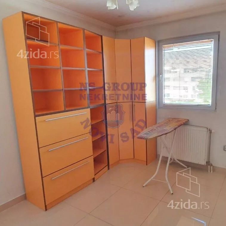 Šestosoban stan | 4zida