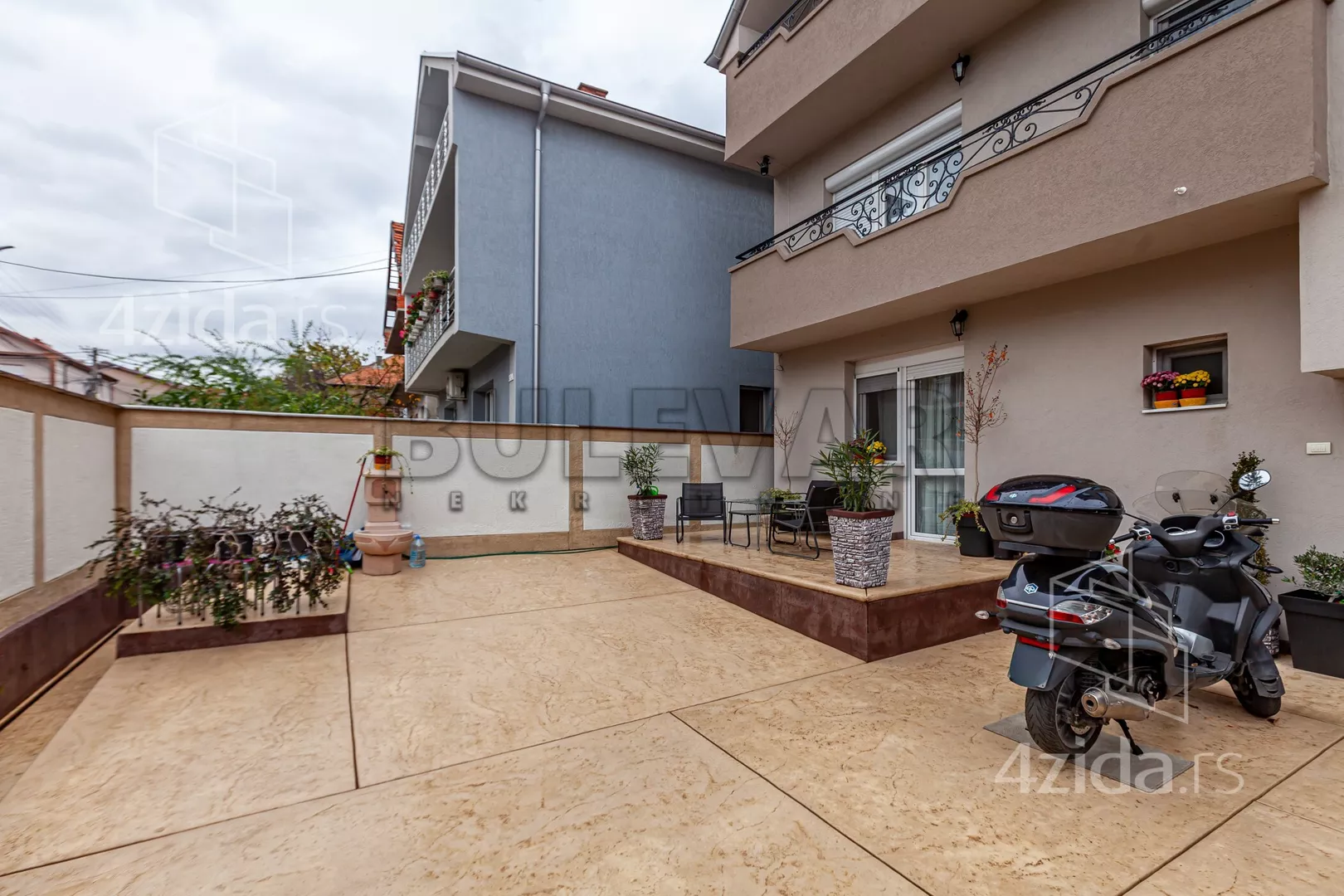 3-etažna kuća | 4zida