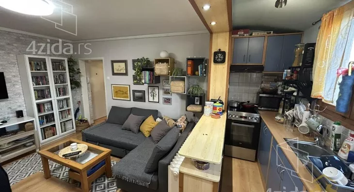 Dvoiposoban stan | 4zida