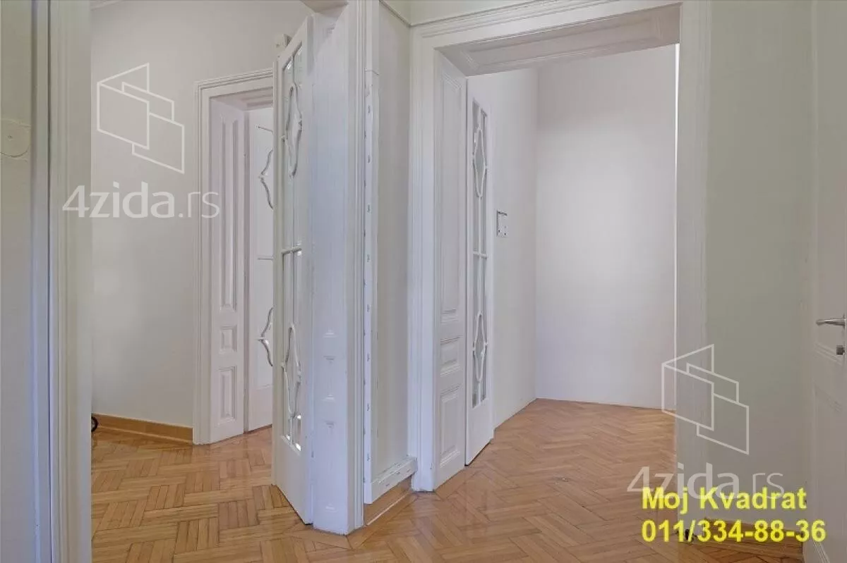 Petosoban stan | 4zida