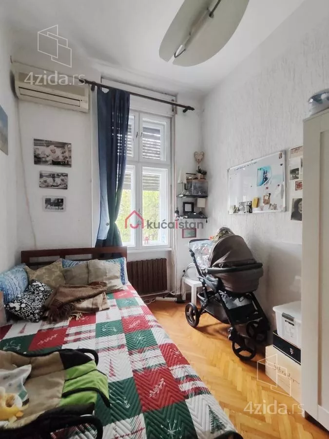 Šestosoban stan | 4zida