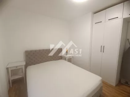Trg Komenskog | 4zida.rs