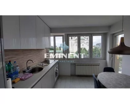 Skerlićeva | 4zida.rs
