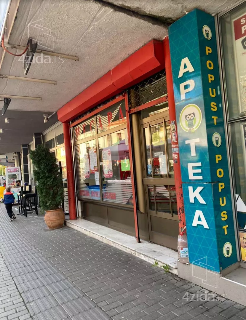 Lokal | 4zida