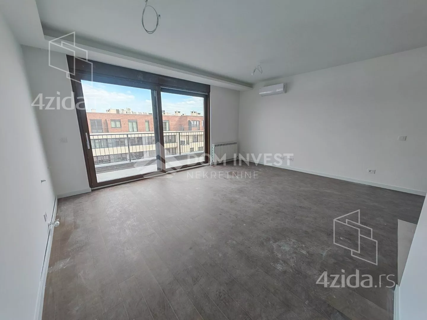 Petosoban stan | 4zida