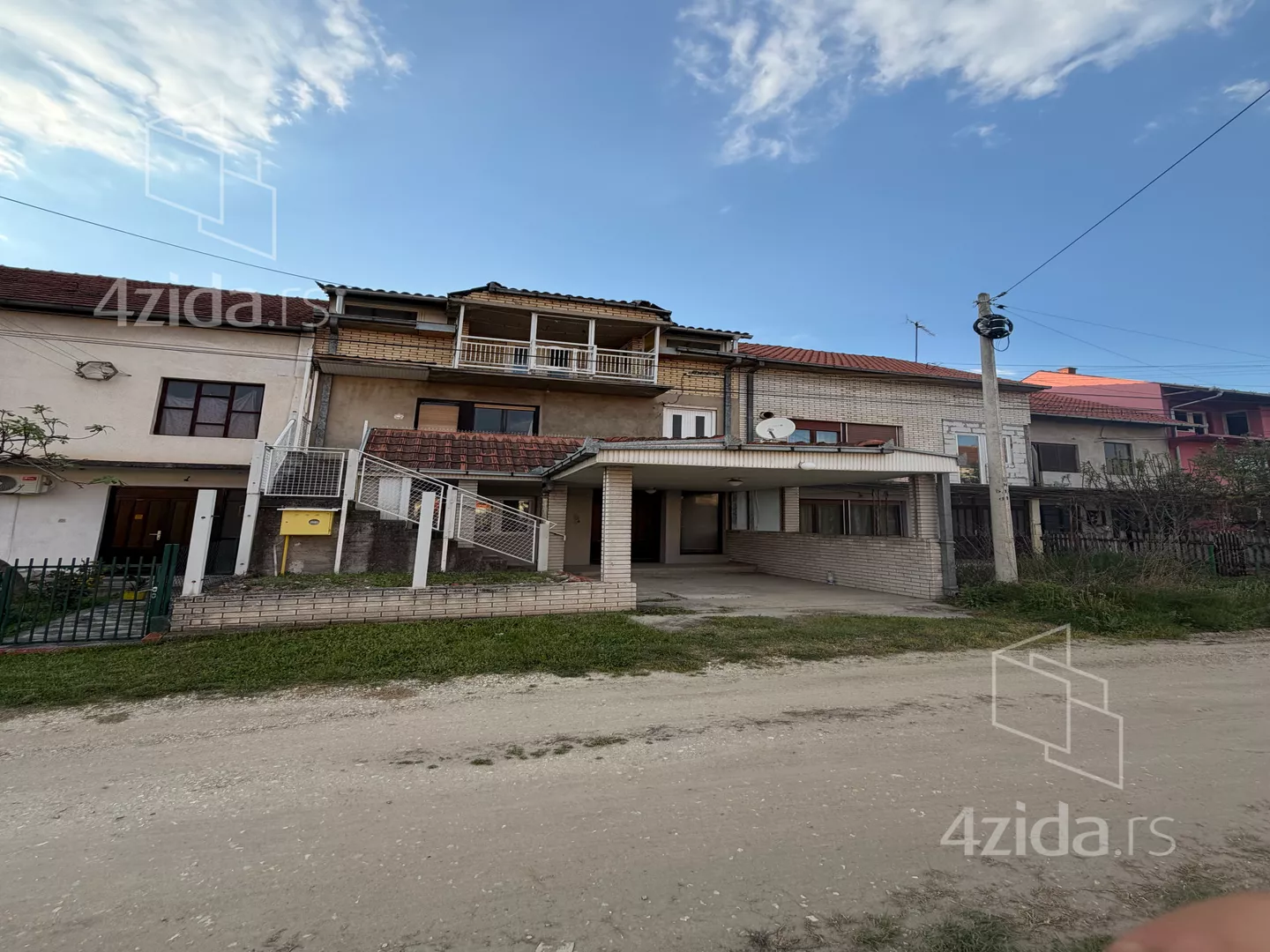 3-etažna kuća | 4zida