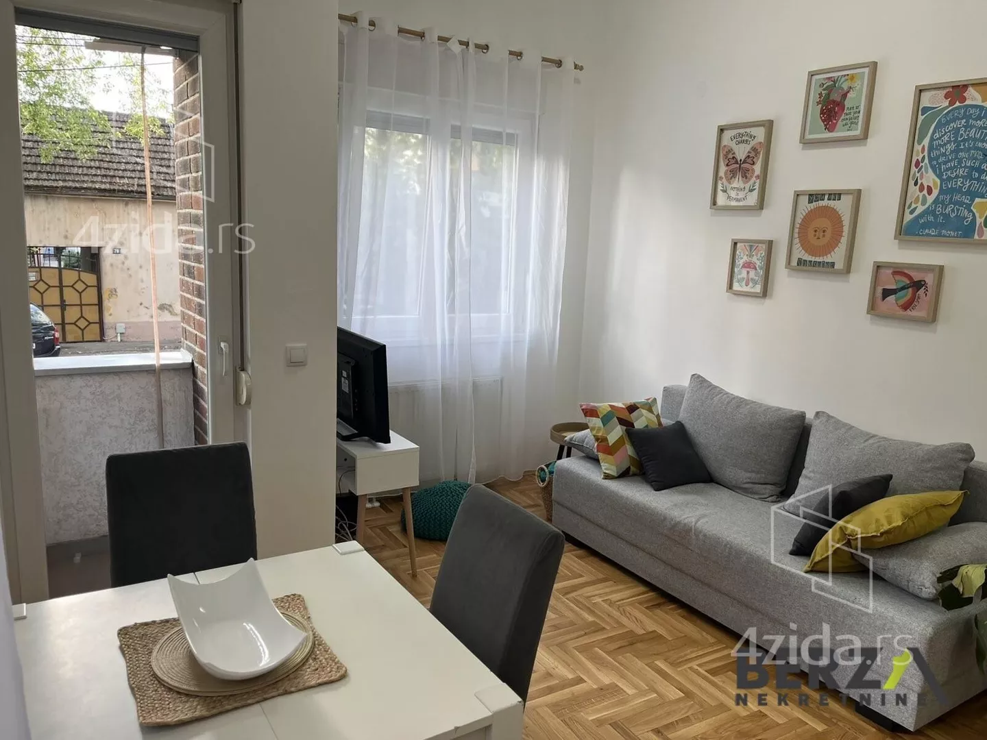 Jednoiposoban stan | 4zida