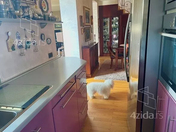 Šestosoban stan | 4zida