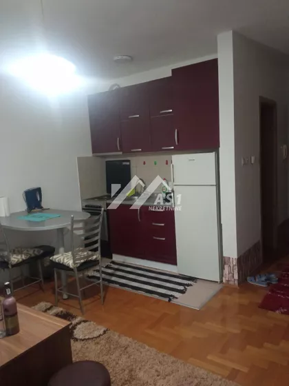 Vuka Karadžića | 4zida.rs