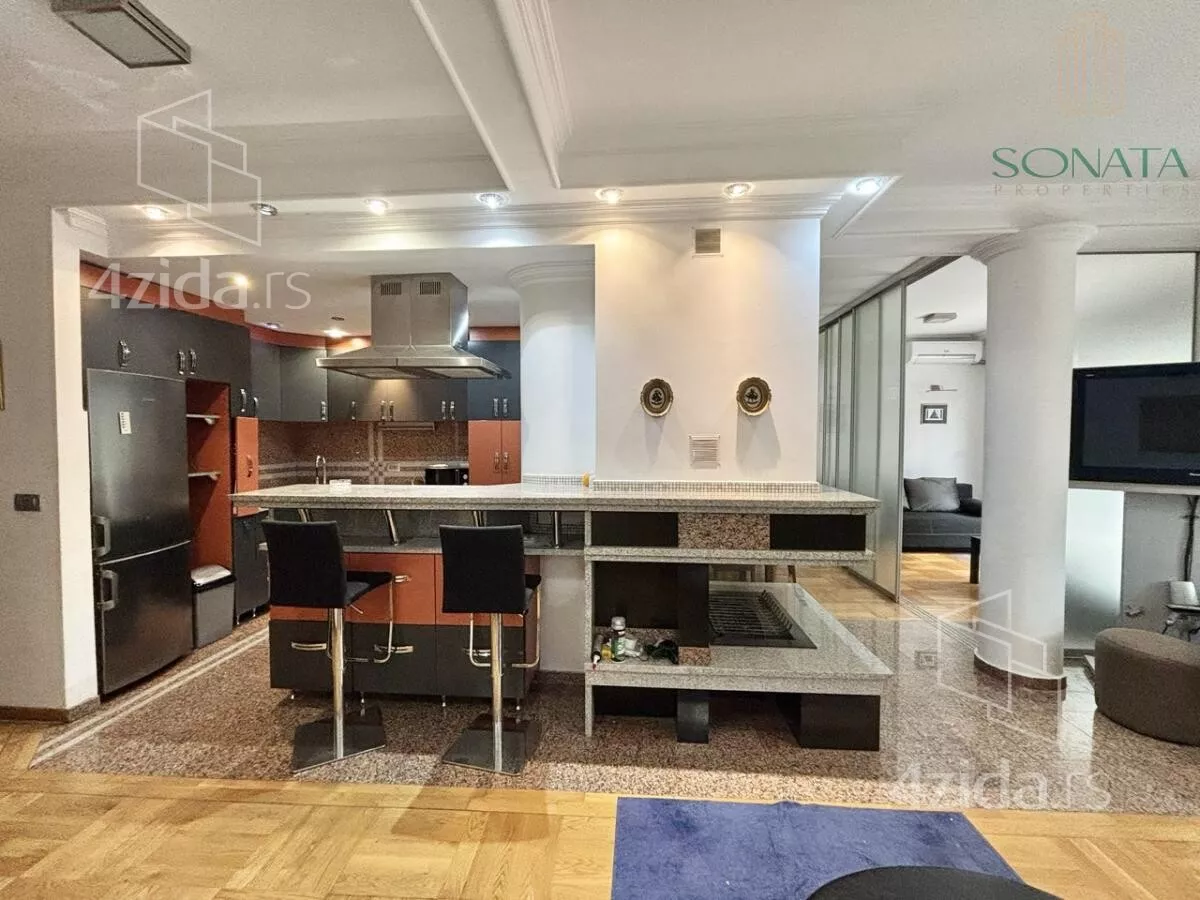 Troiposoban stan | 4zida