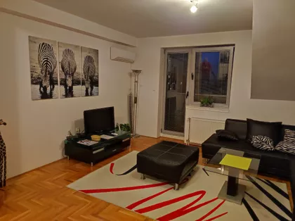 Trg Republike | 4zida.rs