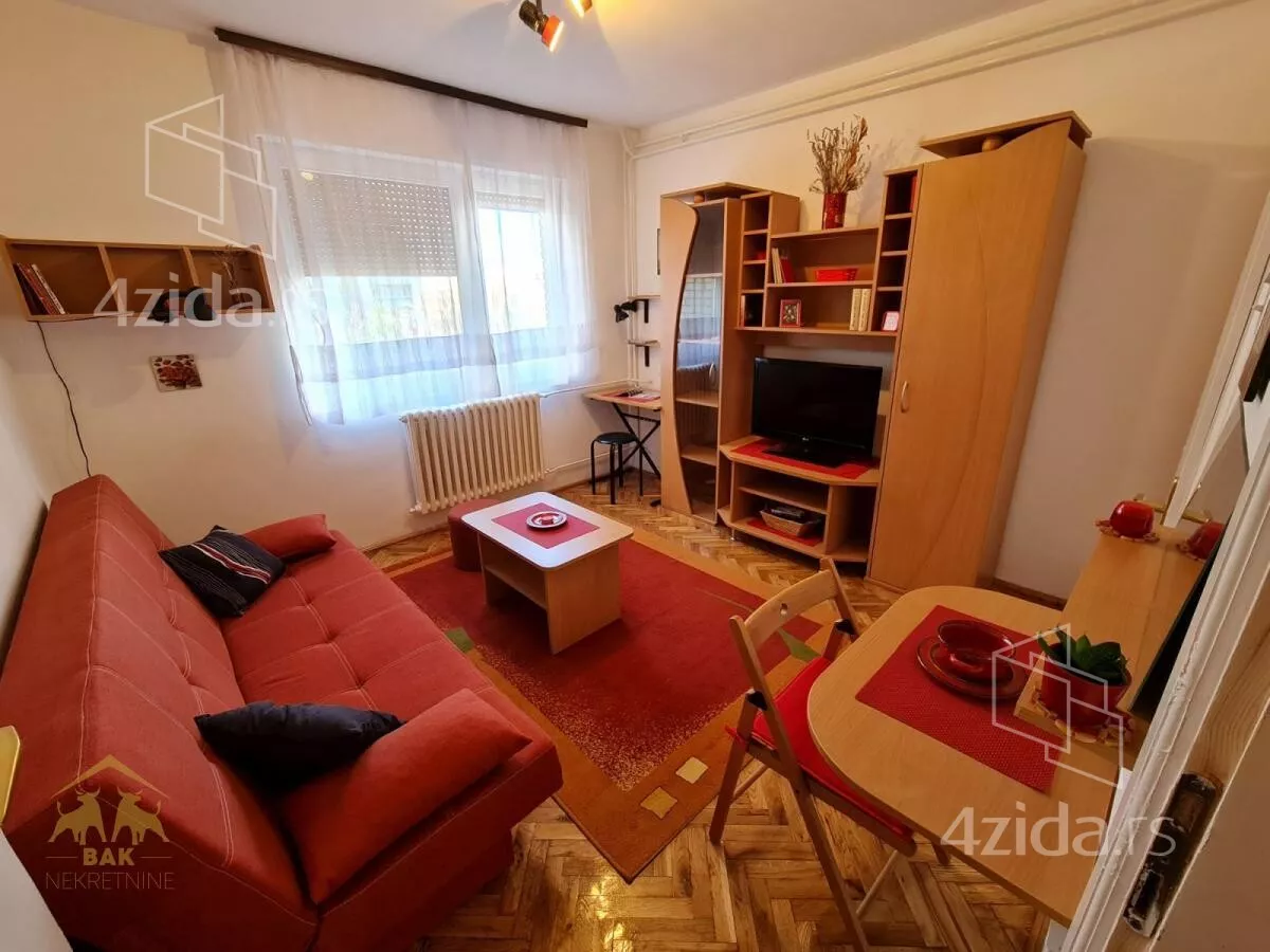 Garsonjera | 4zida