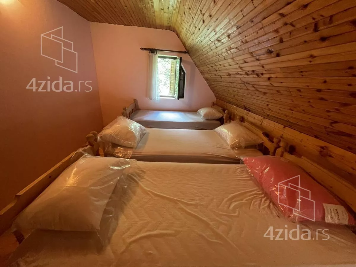 Kuća | 4zida