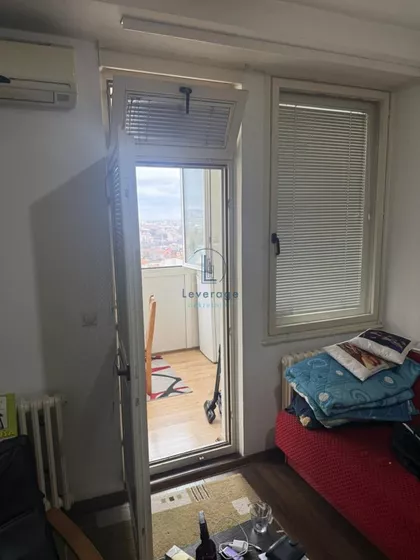 Ustanička | 4zida.rs