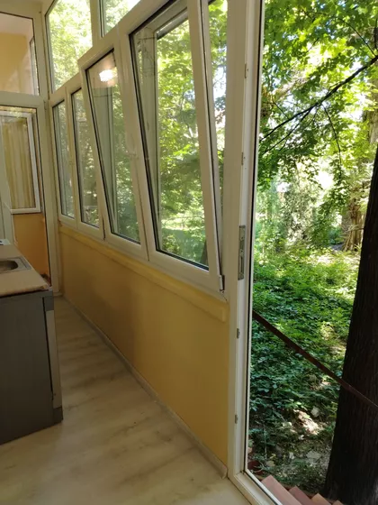 Cetinjska | 4zida.rs