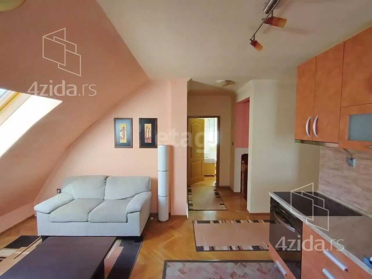 Petosoban stan | 4zida