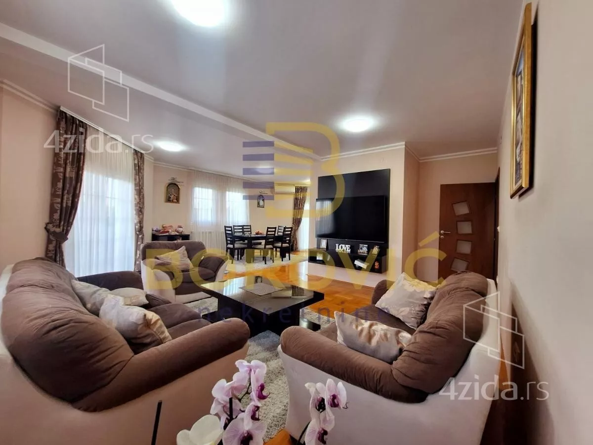 Kuća | 4zida