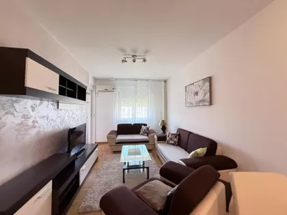 Nedeljka Gvozdenovića | 4zida.rs