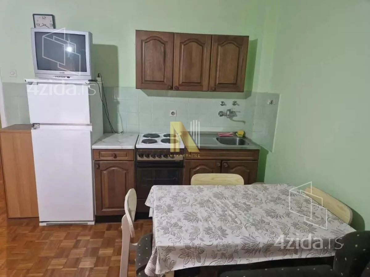 Garsonjera | 4zida