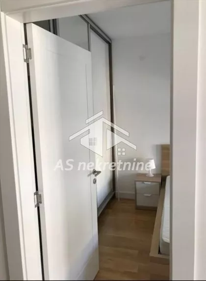 Južni Bulevar | 4zida.rs