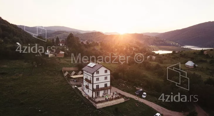 Kuća | 4zida