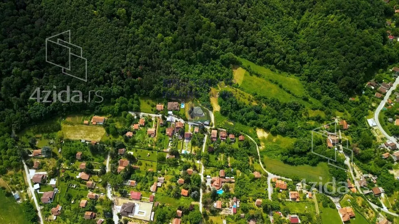 Poljoprivredno zemljište | 4zida