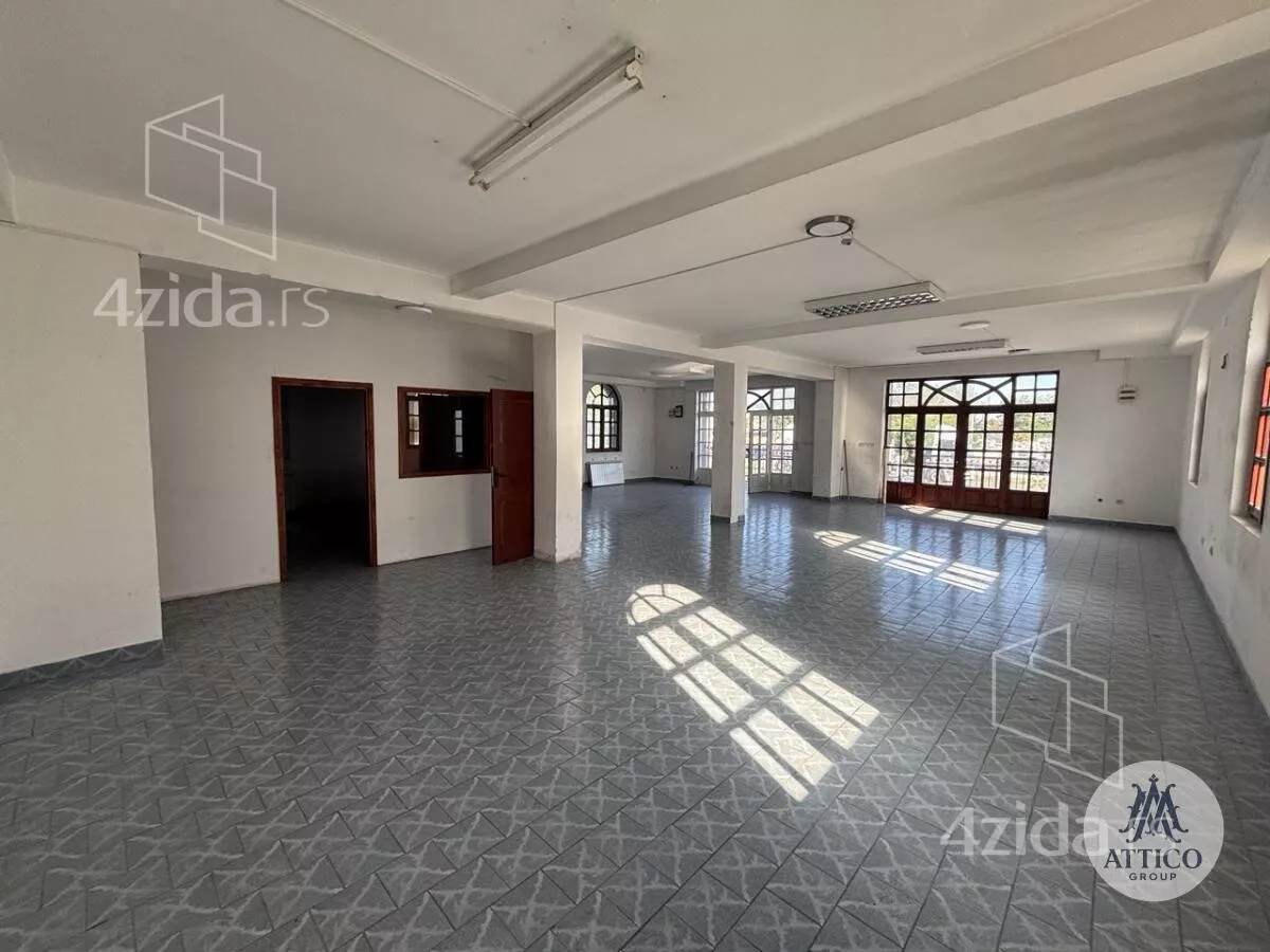 Poslovni prostor | 4zida
