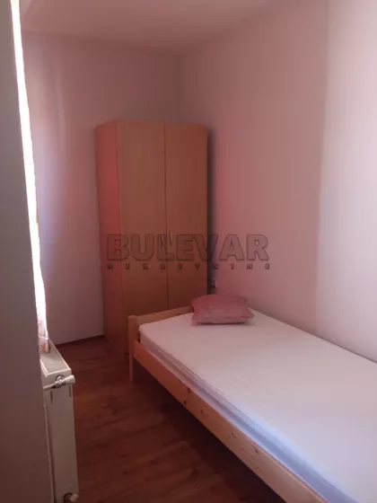 Prištinska | 4zida.rs