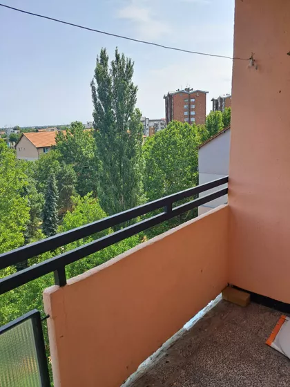 Trg Jakaba I Komora | 4zida.rs