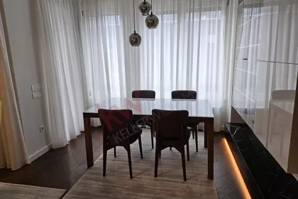 Tadije Sondermajera | 4zida.rs