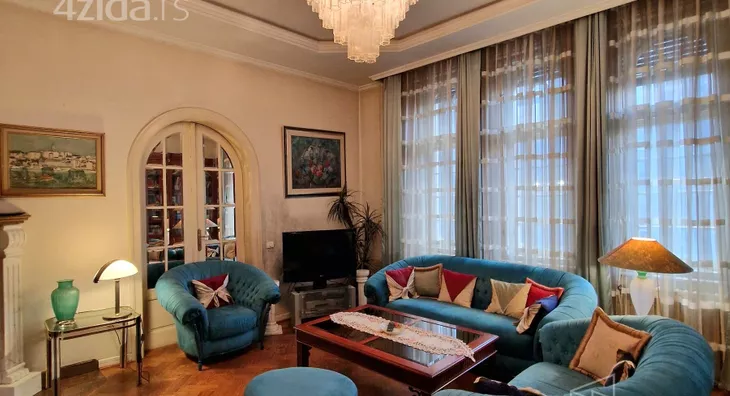 Šestosoban stan | 4zida