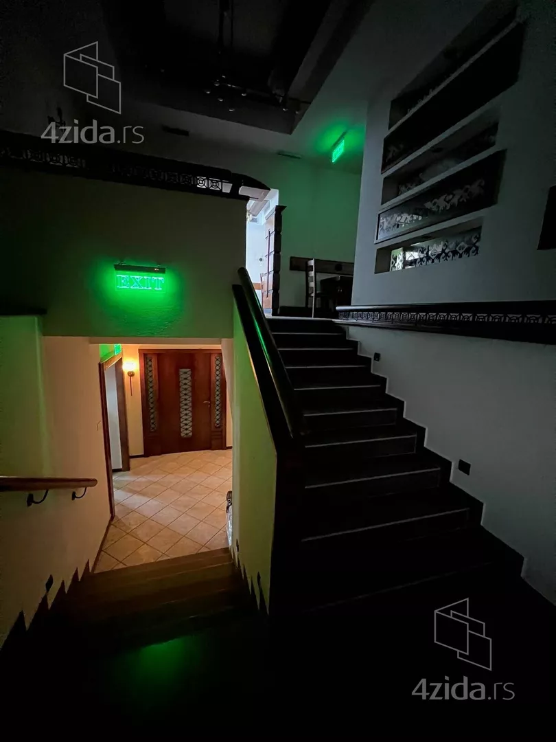 Ugostiteljski objekat | 4zida