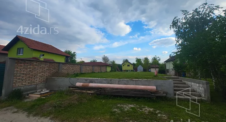 Građevinsko zemljište | 4zida