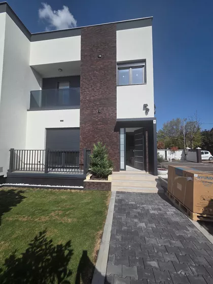 Sremskih Partizana | 4zida.rs