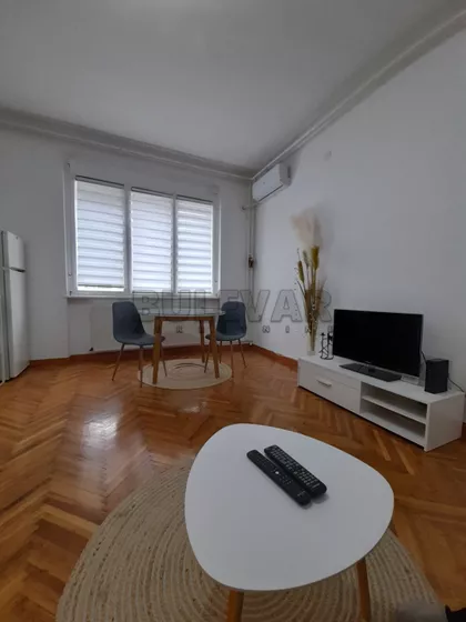 Strahinjića Bana | 4zida.rs