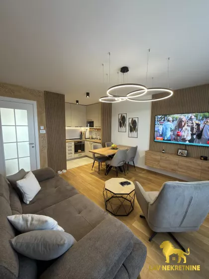 HADŽI RUVIMOVA | 4zida.rs