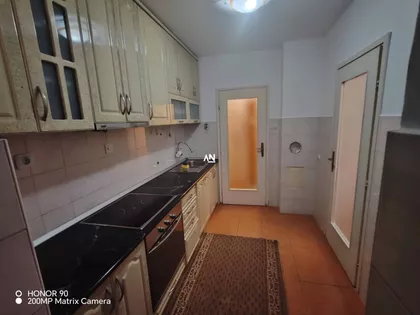 16. oktobra | 4zida.rs
