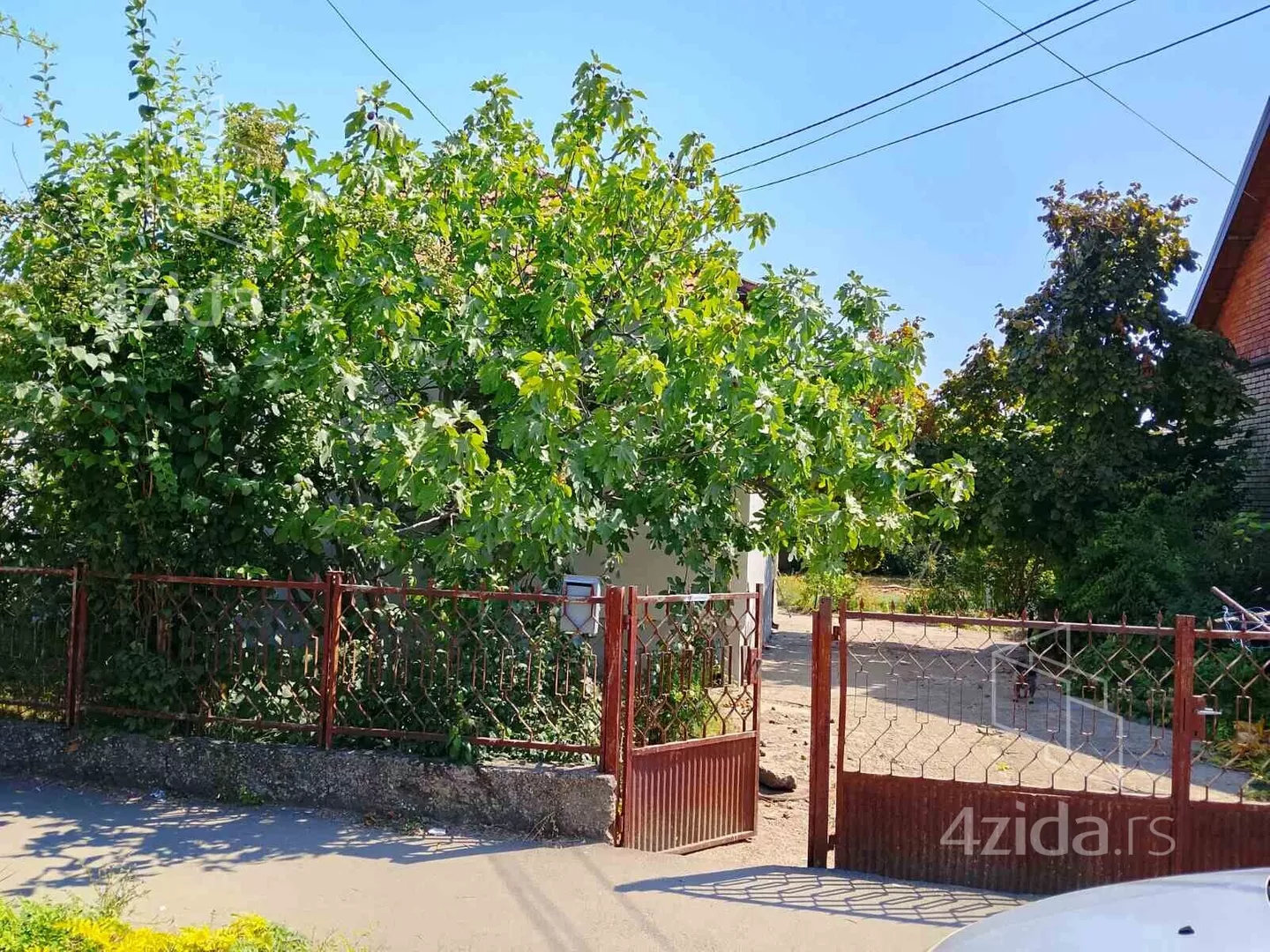 Građevinsko zemljište | 4zida