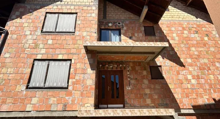 4-etažna kuća | 4zida