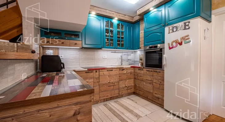 Petosoban stan | 4zida