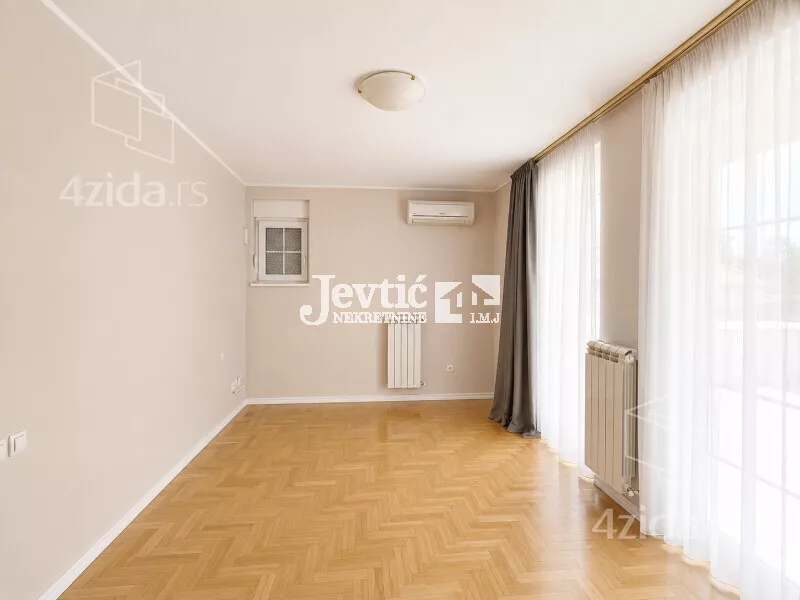 4-etažna kuća | 4zida