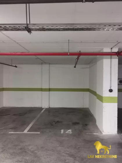 KRALJEVIĆA MARKA | 4zida.rs