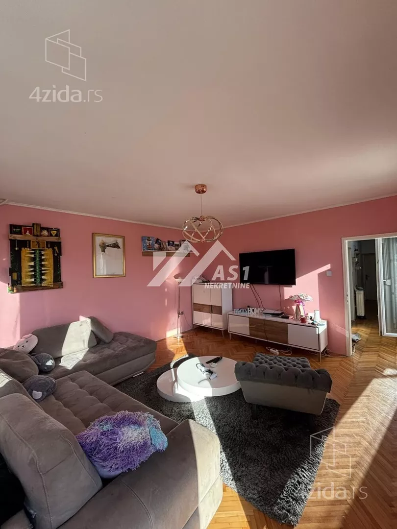 Četvorosoban stan | 4zida