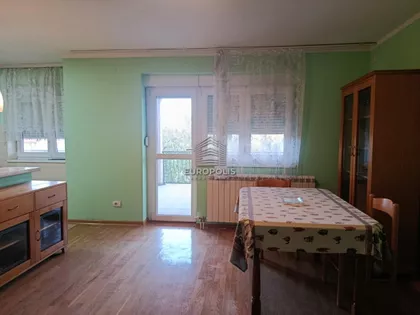 Sremčica | 4zida.rs