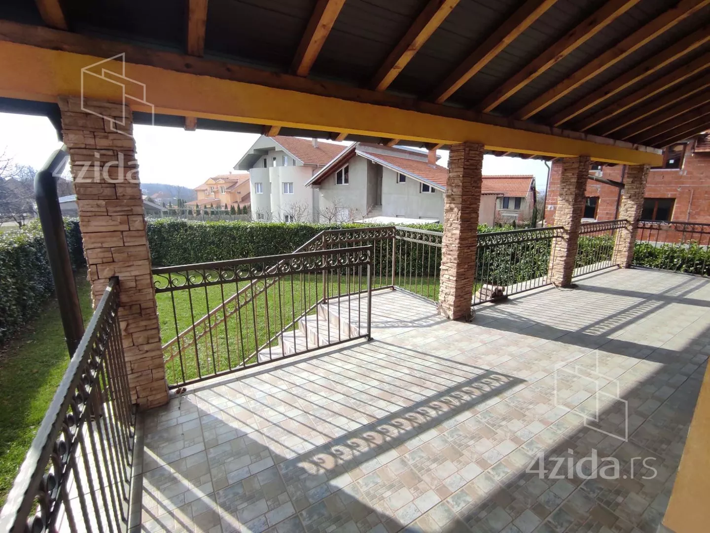 3-etažna kuća | 4zida