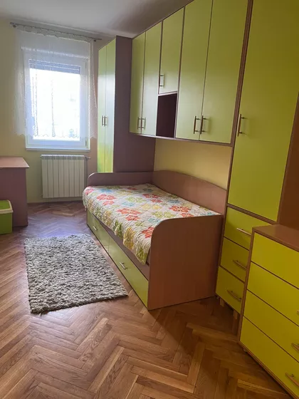 Janka Čmelika | 4zida.rs