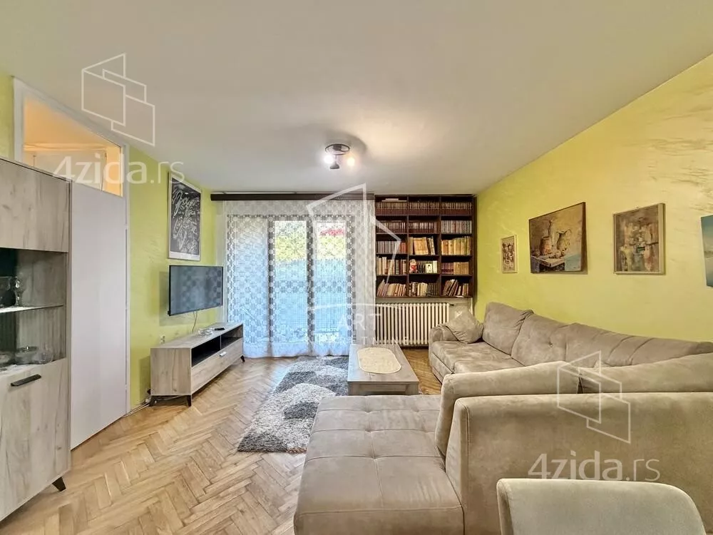 Dvoiposoban stan | 4zida