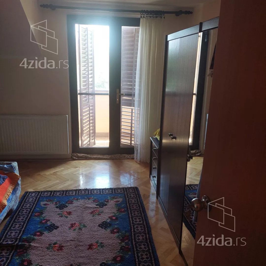 3-etažna kuća | 4zida